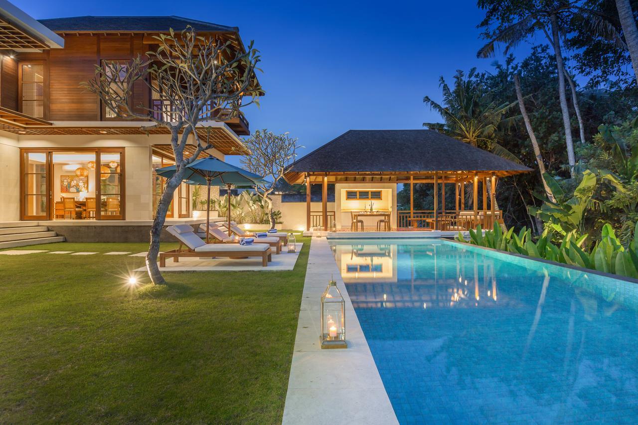 Villa Rusa Biru - Modern Villa With Private Pool And Cook In The Heart Of Berawa Canggu  Exterior photo