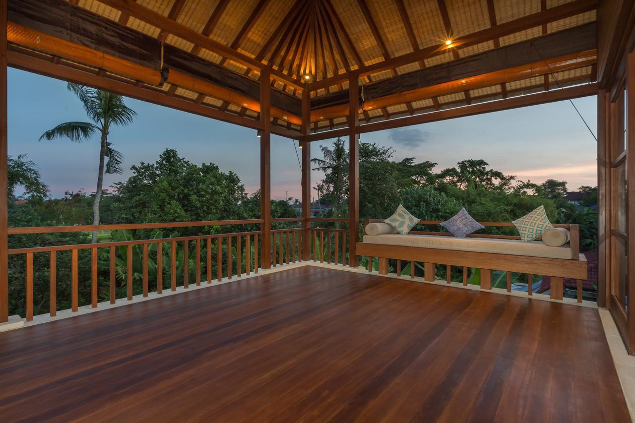 Villa Rusa Biru - Modern Villa With Private Pool And Cook In The Heart Of Berawa Canggu  Exterior photo