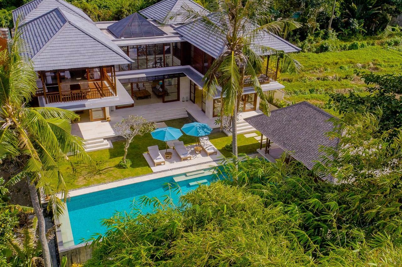 Villa Rusa Biru - Modern Villa With Private Pool And Cook In The Heart Of Berawa Canggu  Exterior photo